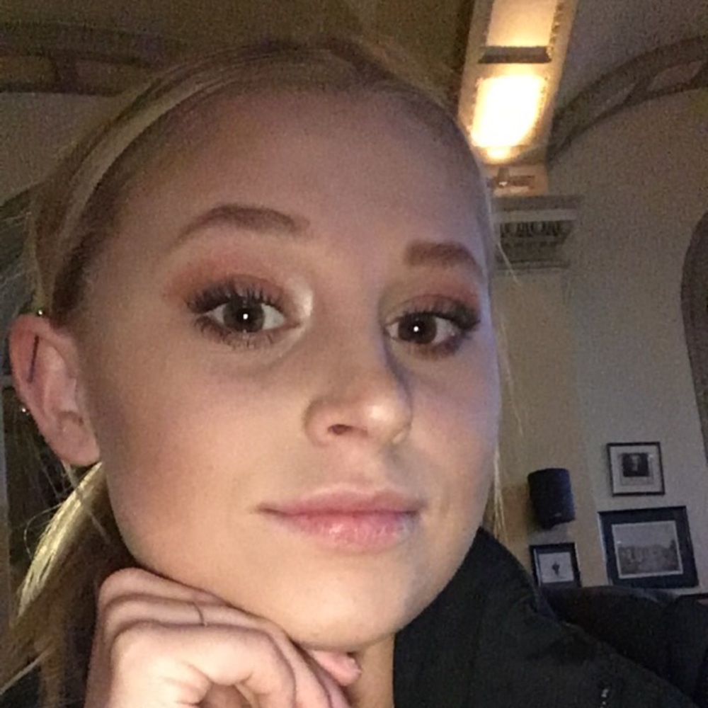 Meet your Posher, Tori